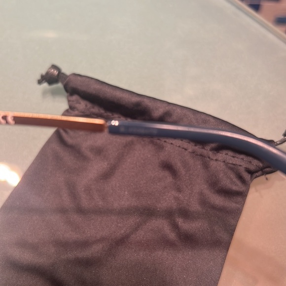 498$ NIB Valentino Garavani SUNGLASSES. Dust pink and blue, rose gold hardware - Picture 8 of 16